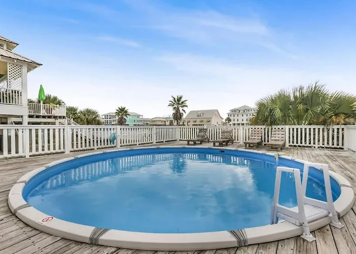 Entire Duplex Walk To Private Pool Large Deck Holiday home *