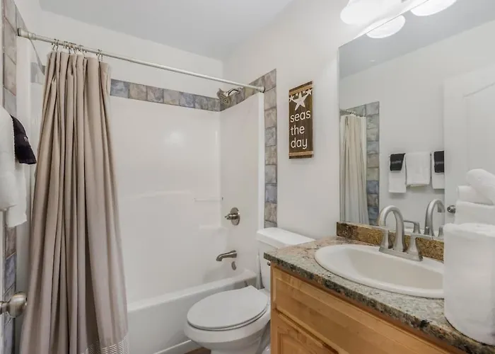 Entire Duplex Walk To Private Pool Large Deck * Gulf Shores