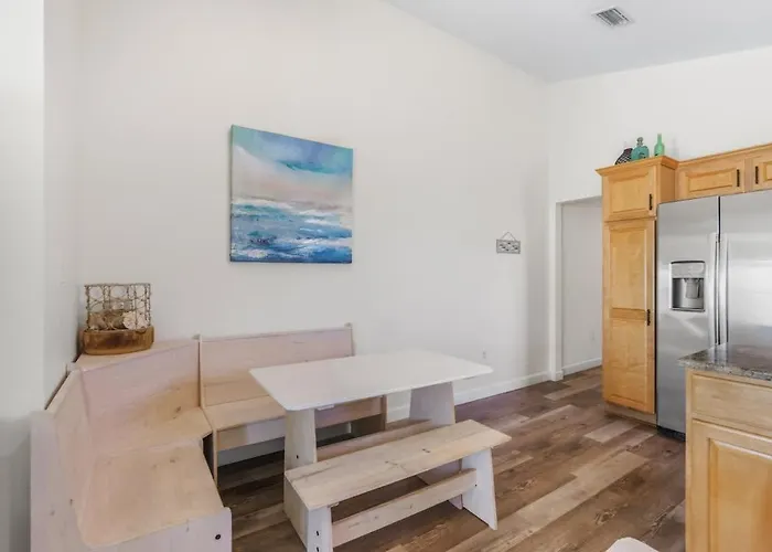 Entire Duplex Walk To Private Pool Large Deck * Gulf Shores